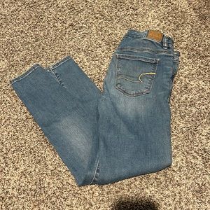 American eagle 6 jeans womens next level